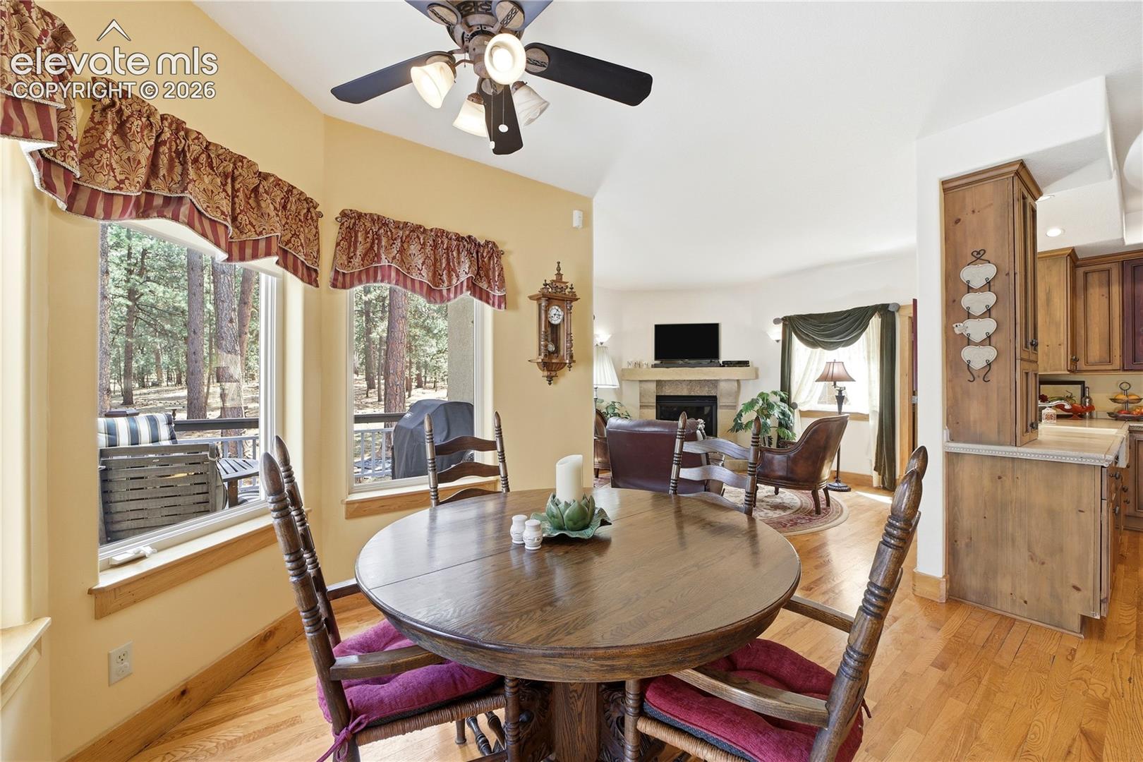 Informal dining seating area off the kitchen