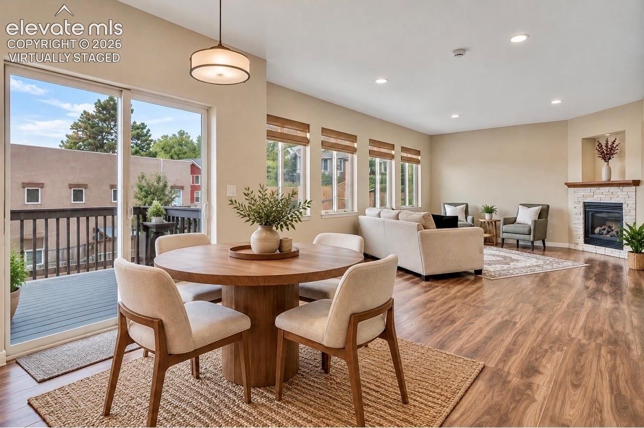 *Virtually Staged* Dining Area