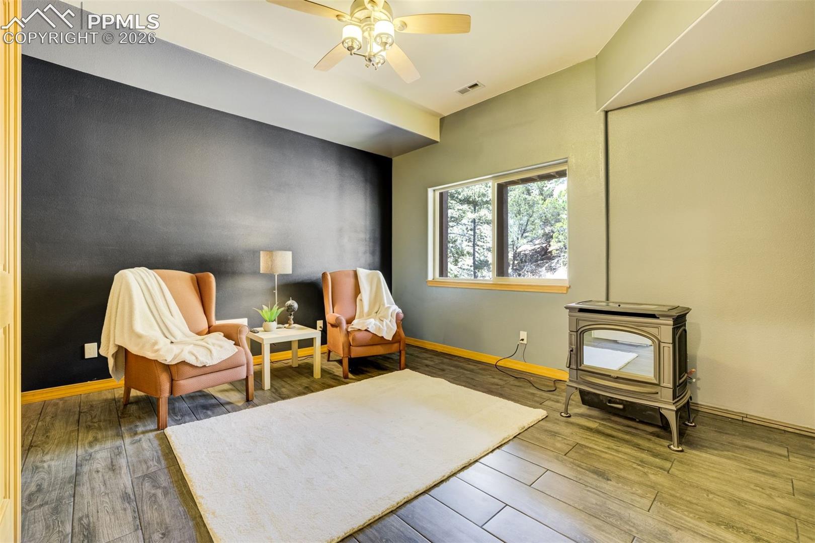 4th bedroom, currently used as a TV room