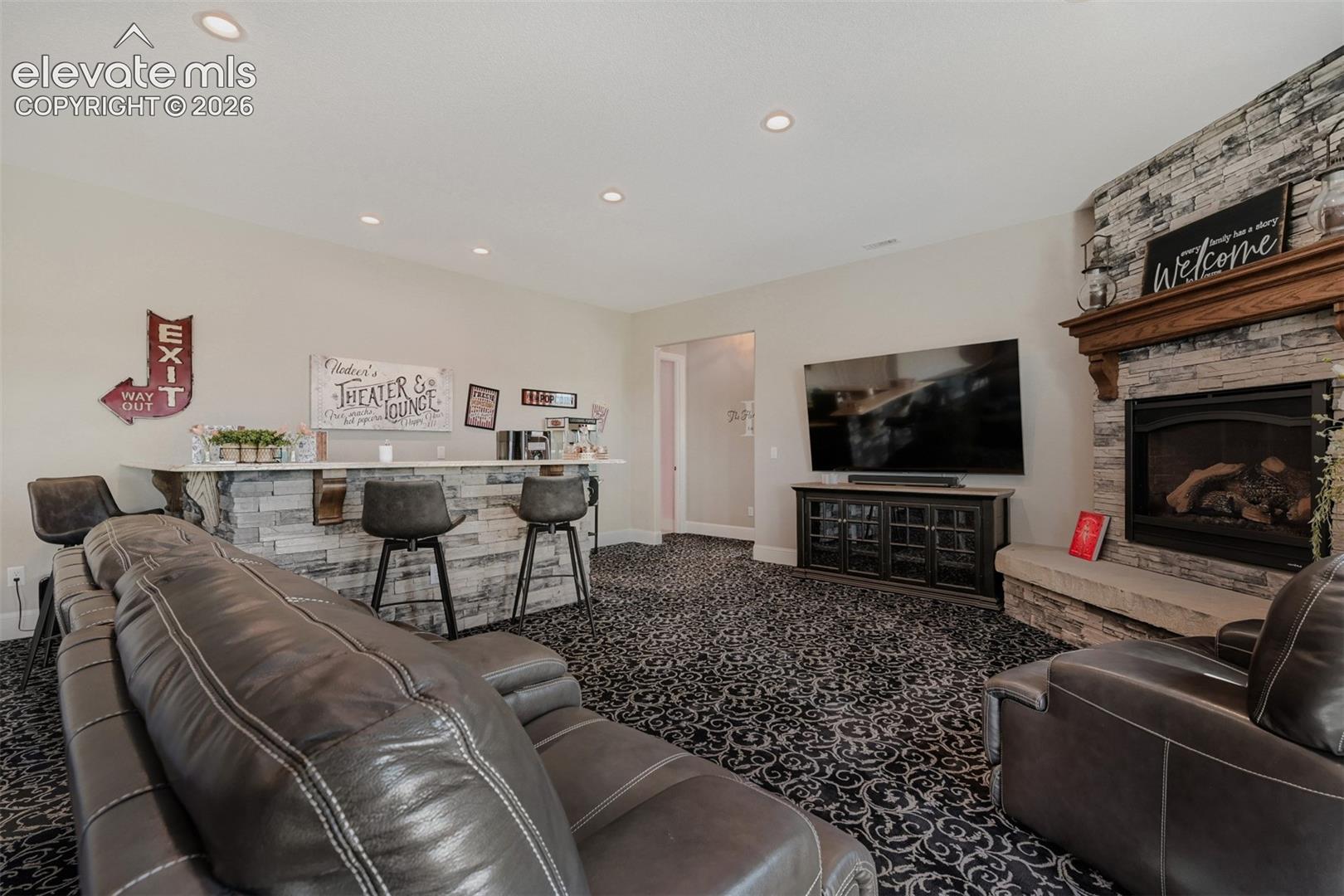 3rd fireplace and viewing area