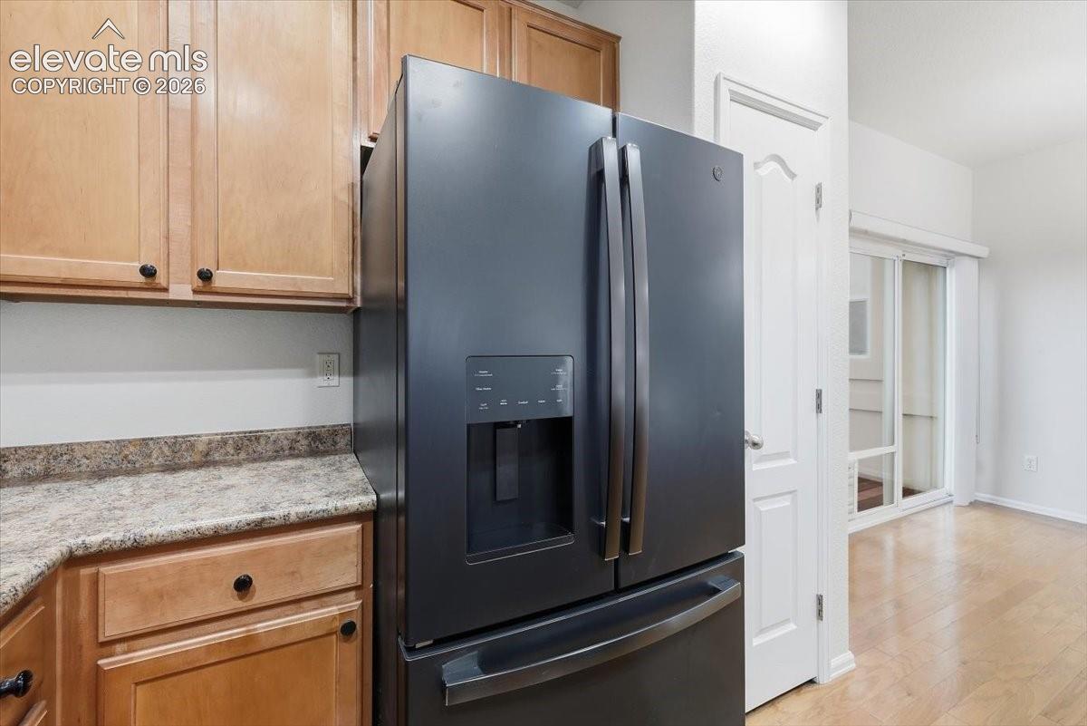 French-door Fridge included!