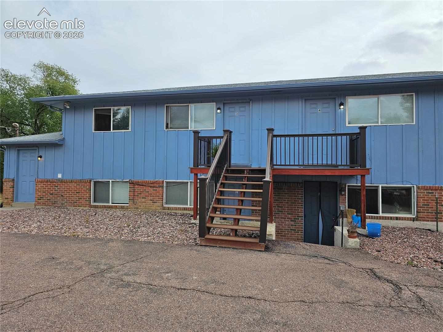 2610 King Street Unit: 1