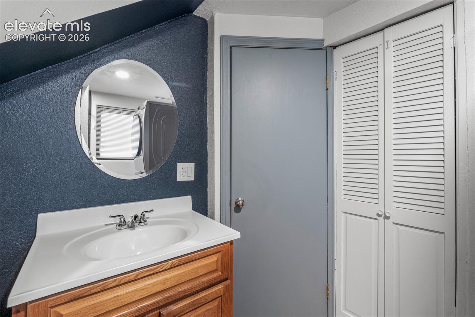 Lower Level Bath