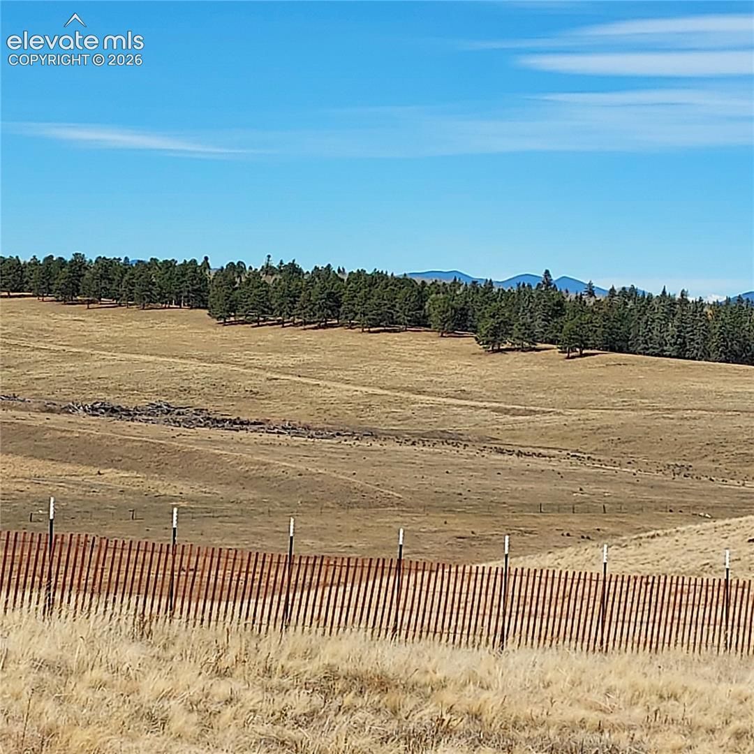 Views to the west from driveway