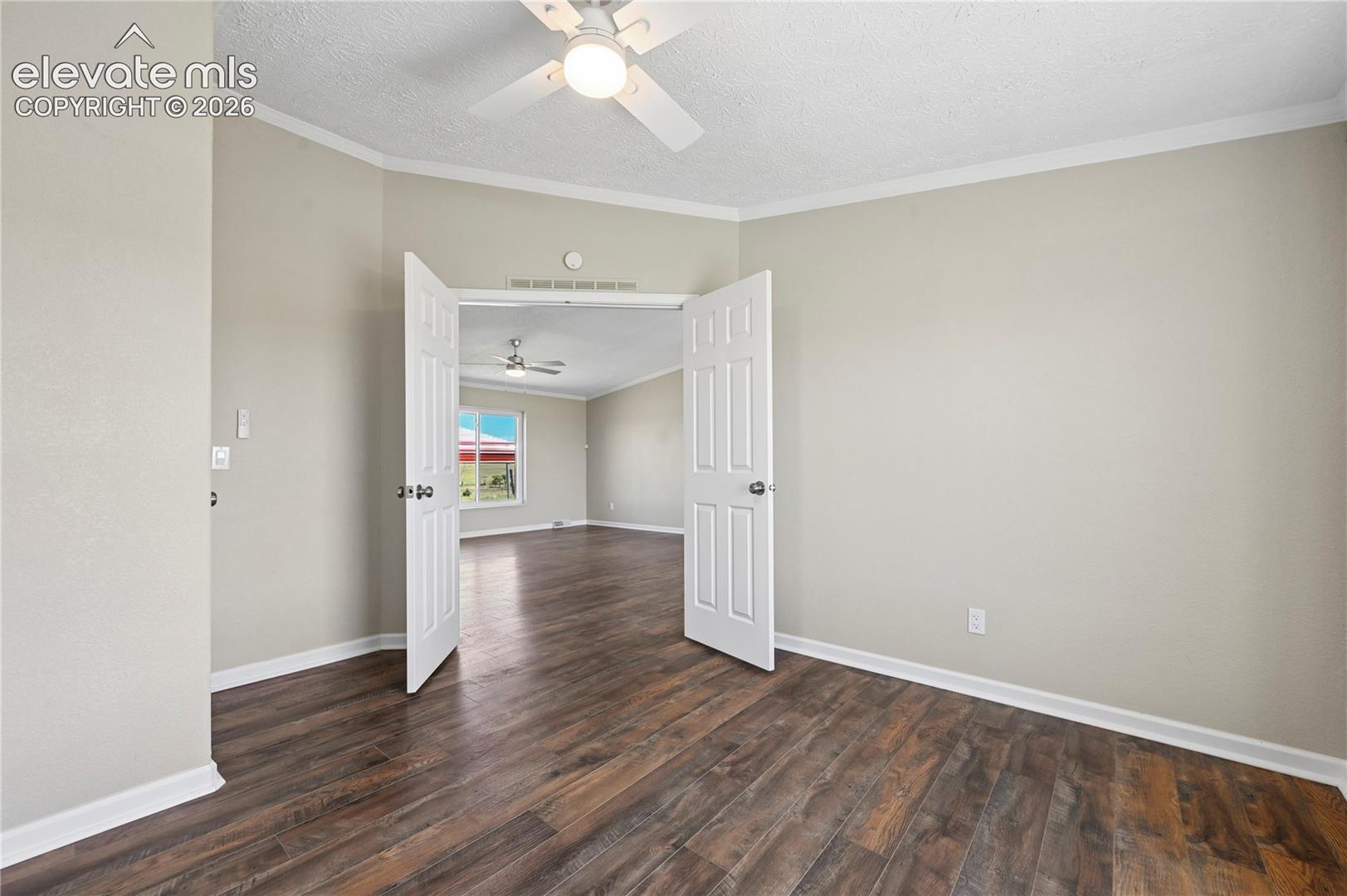 Bedroom or Office