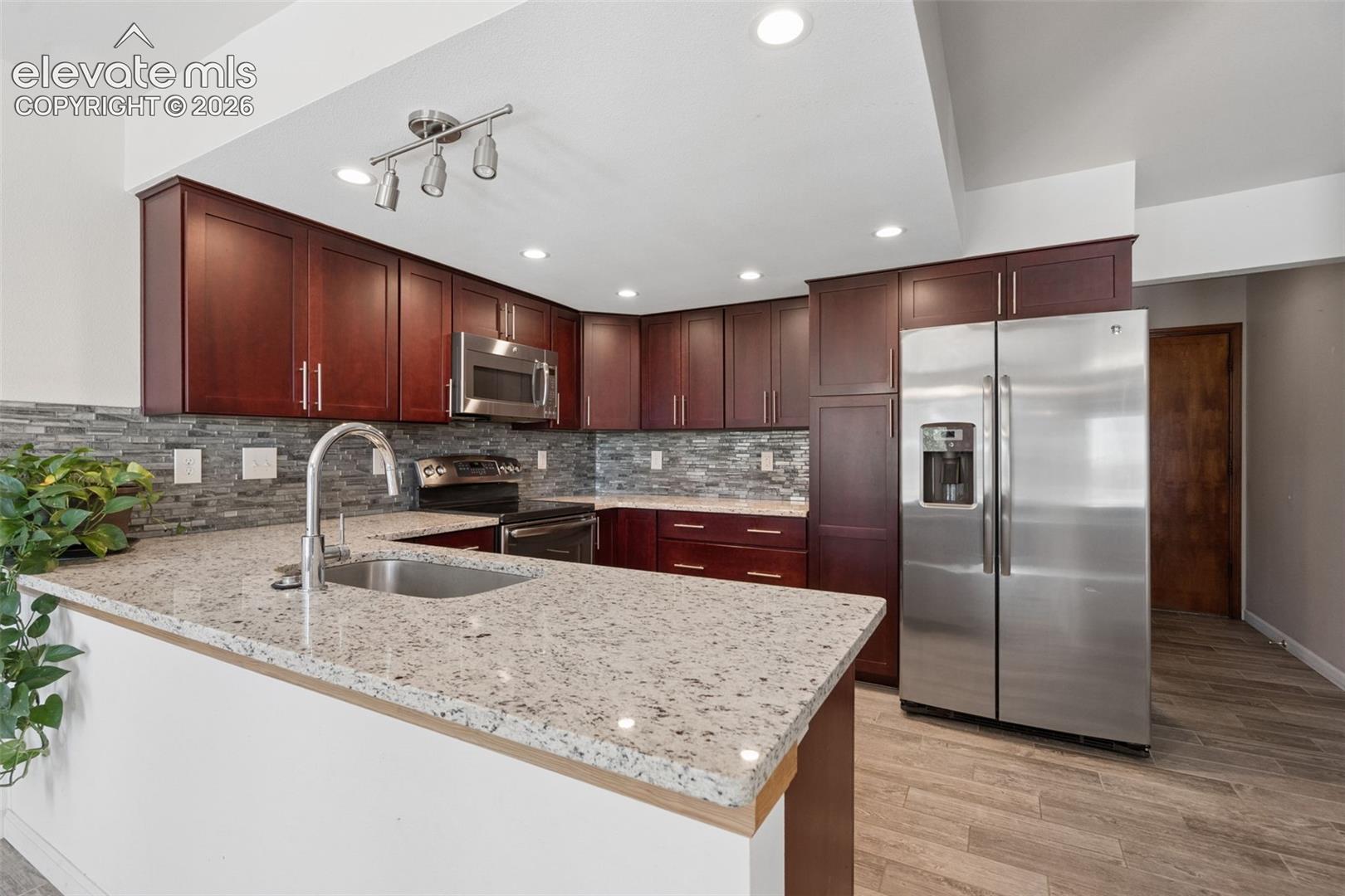 Photo 11 of 76 Woodbridge Drive, Colorado Springs