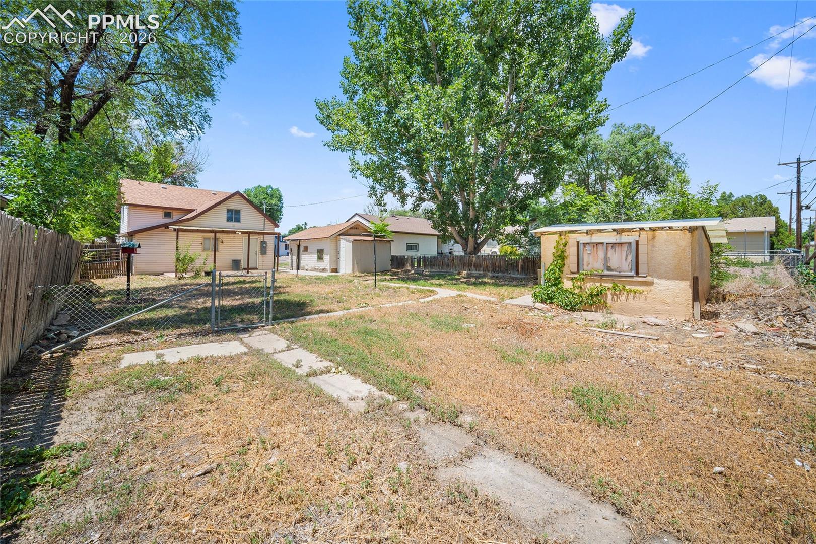 Photo 8 of 2920 Cheyenne Avenue, Pueblo