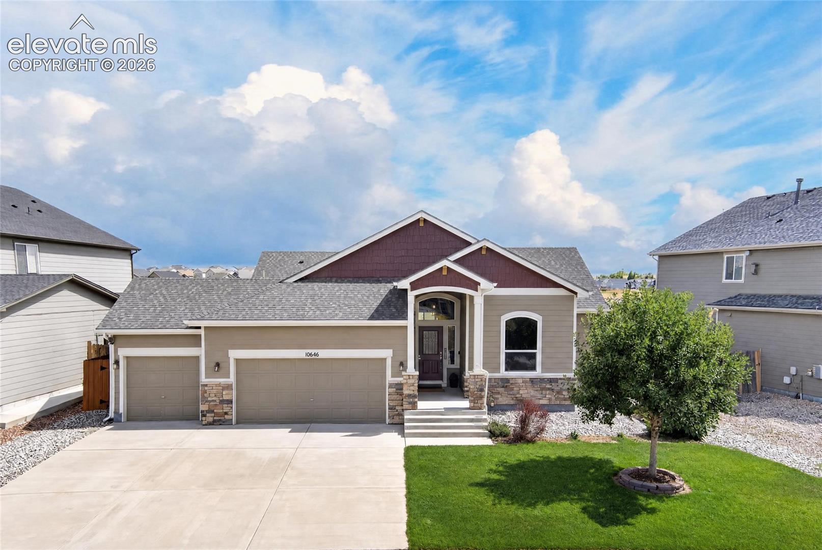 10646 Abrams Dr, Colorado Springs, CO 80925