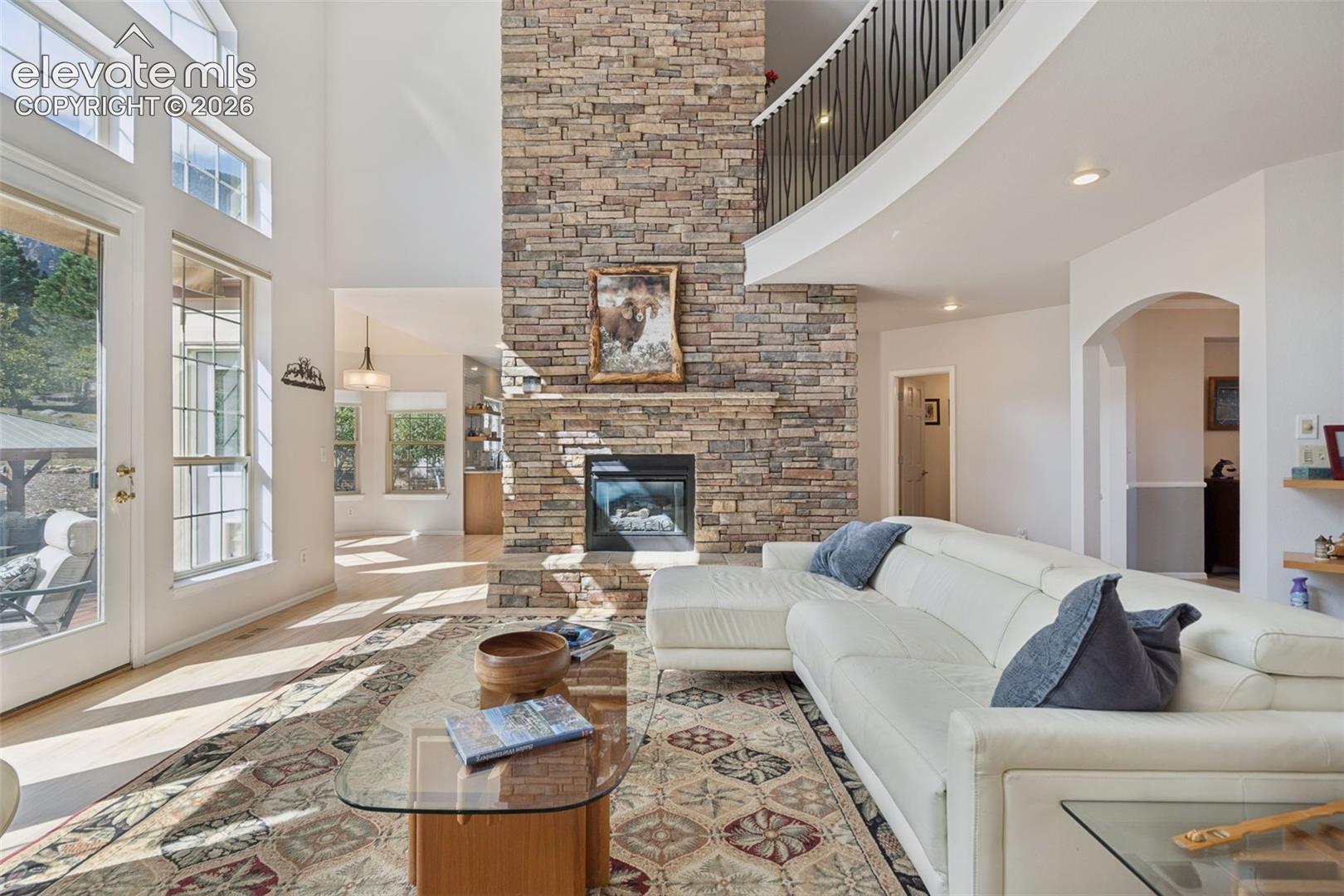 Photo 8 of 5830 Broadmoor Bluffs Drive, Colorado Springs