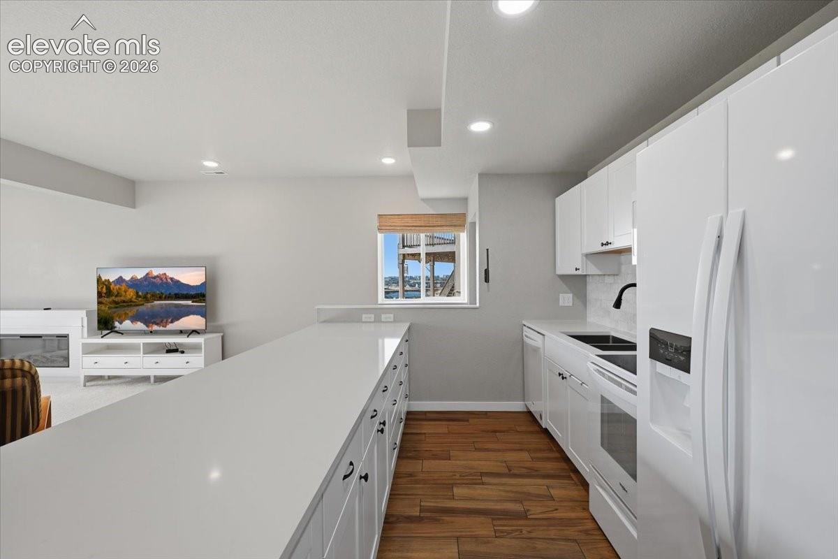 Second Kitchen 