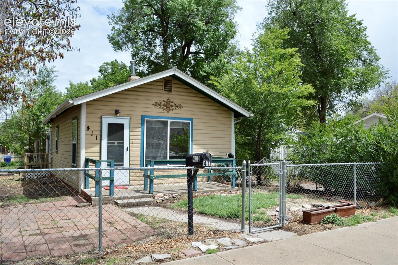 411 N Spruce St, Colorado Springs, CO 80905