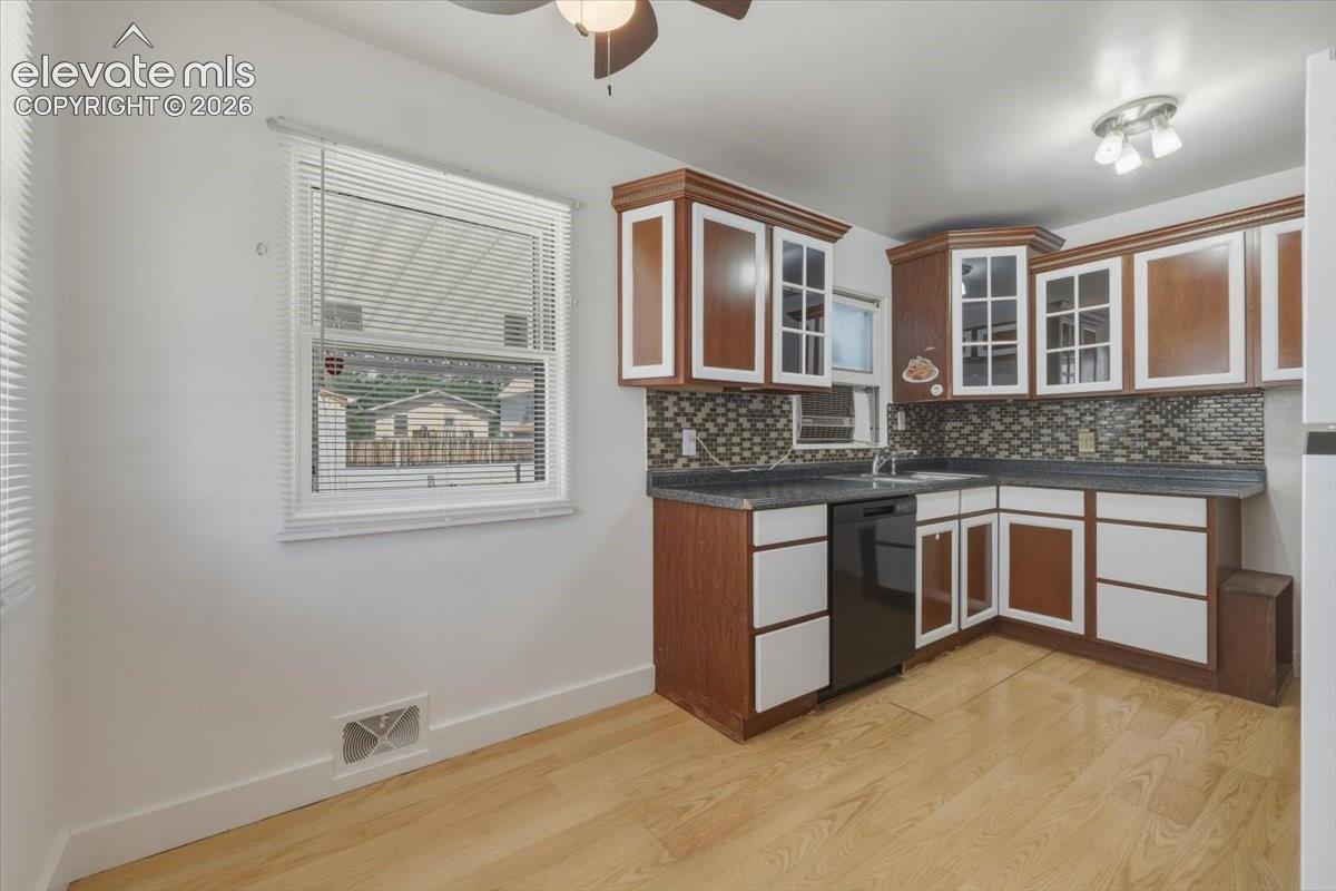 Photo 11 of 1411 Wabash Avenue, Pueblo