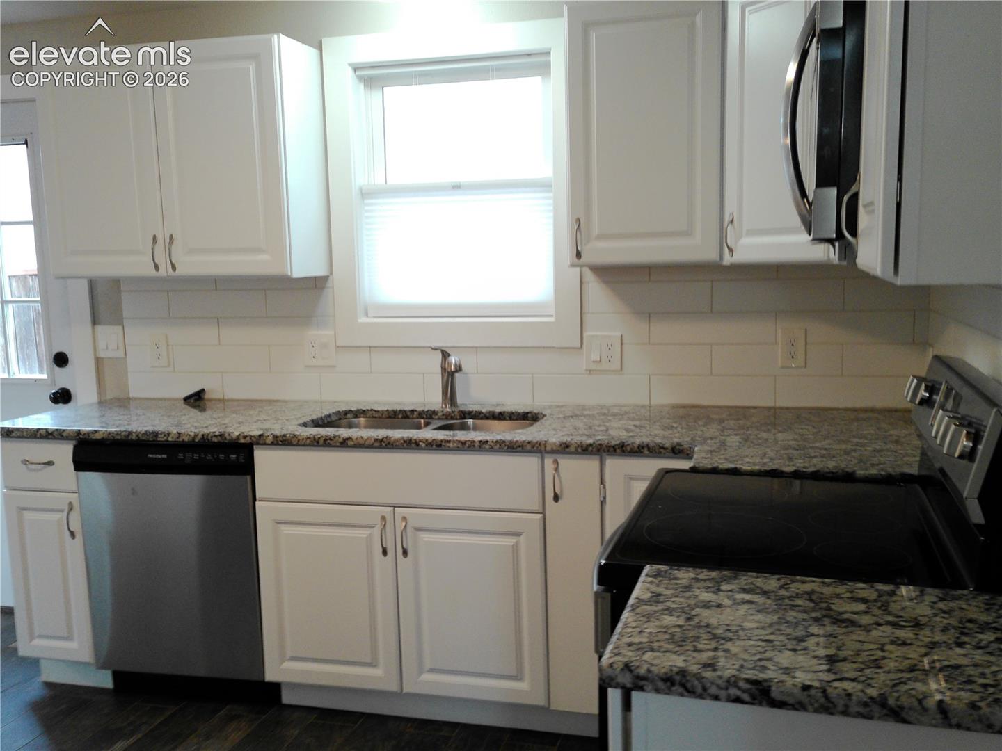 Photo 13 of 618 W Brookside Street, Colorado Springs