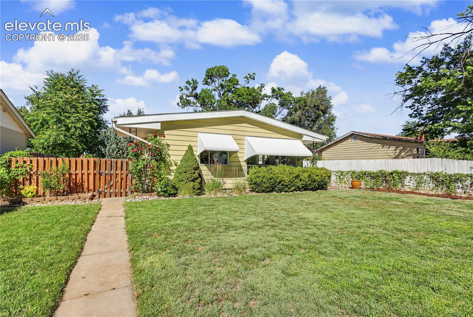 110 Linden Dr, Colorado Springs, CO 80911