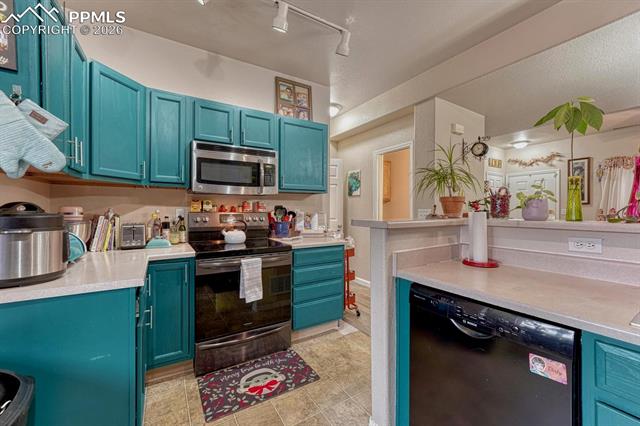 Photo 8 of 6749 Rio Bravo Grove, Colorado Springs