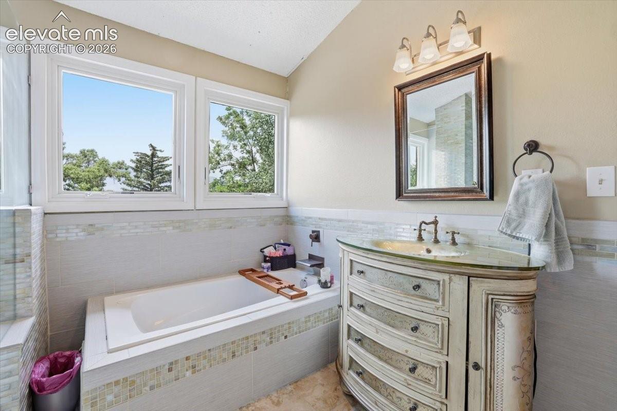 Photo 31 of 803 Panorama Drive, Colorado Springs