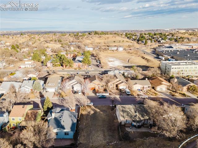 890 Columbine Ave, Colorado Springs, CO 80904