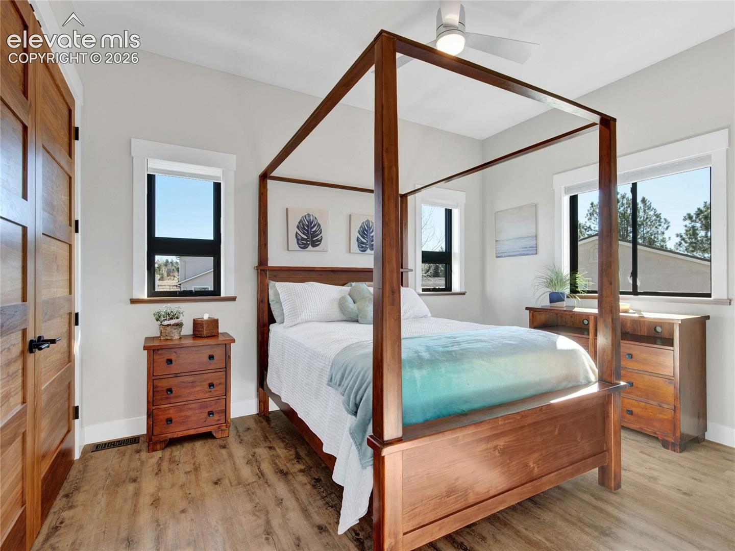 Spacious bedroom