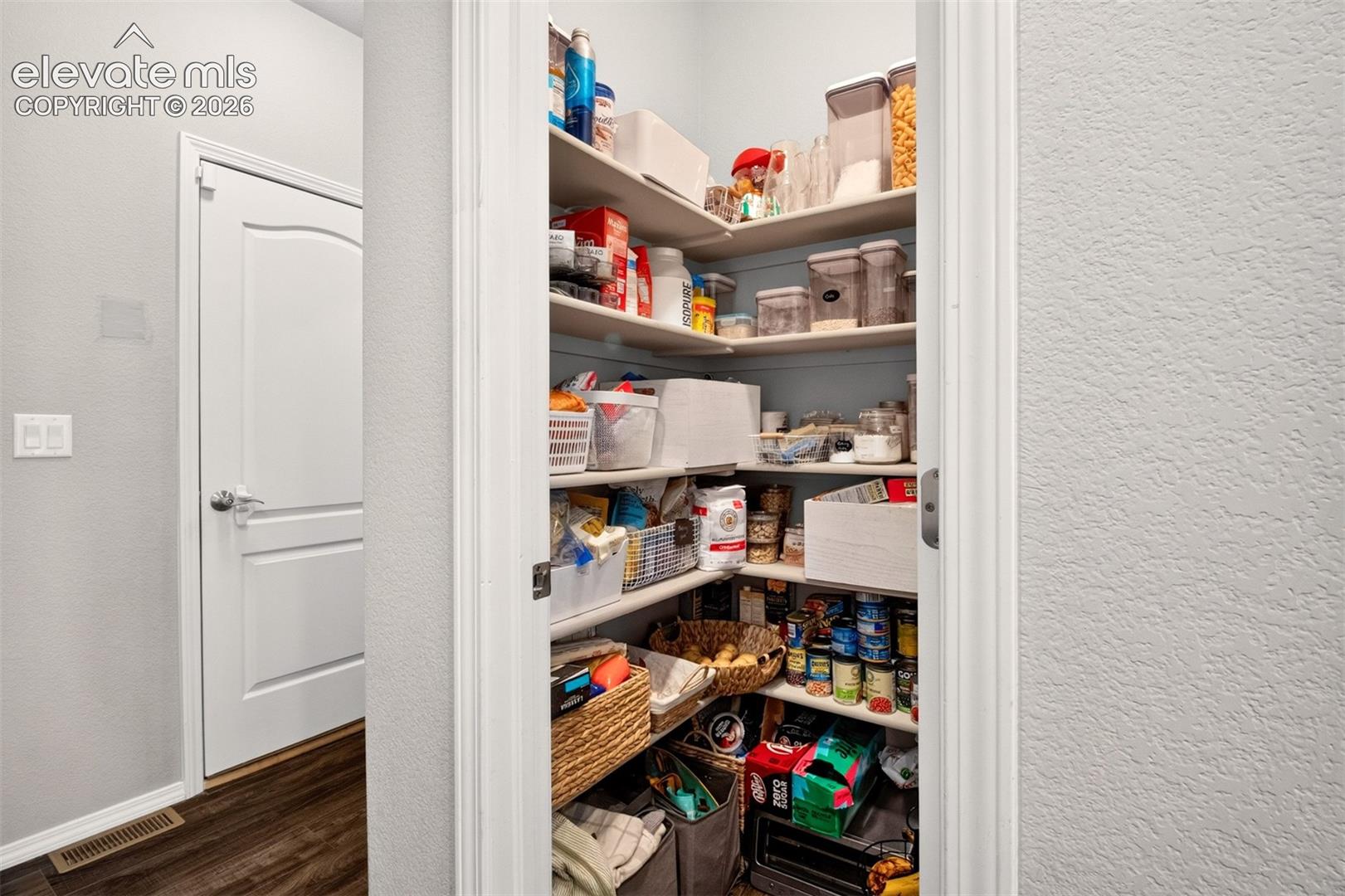 Photo 7 of 10657 Hidden Brook Circle, Colorado Springs