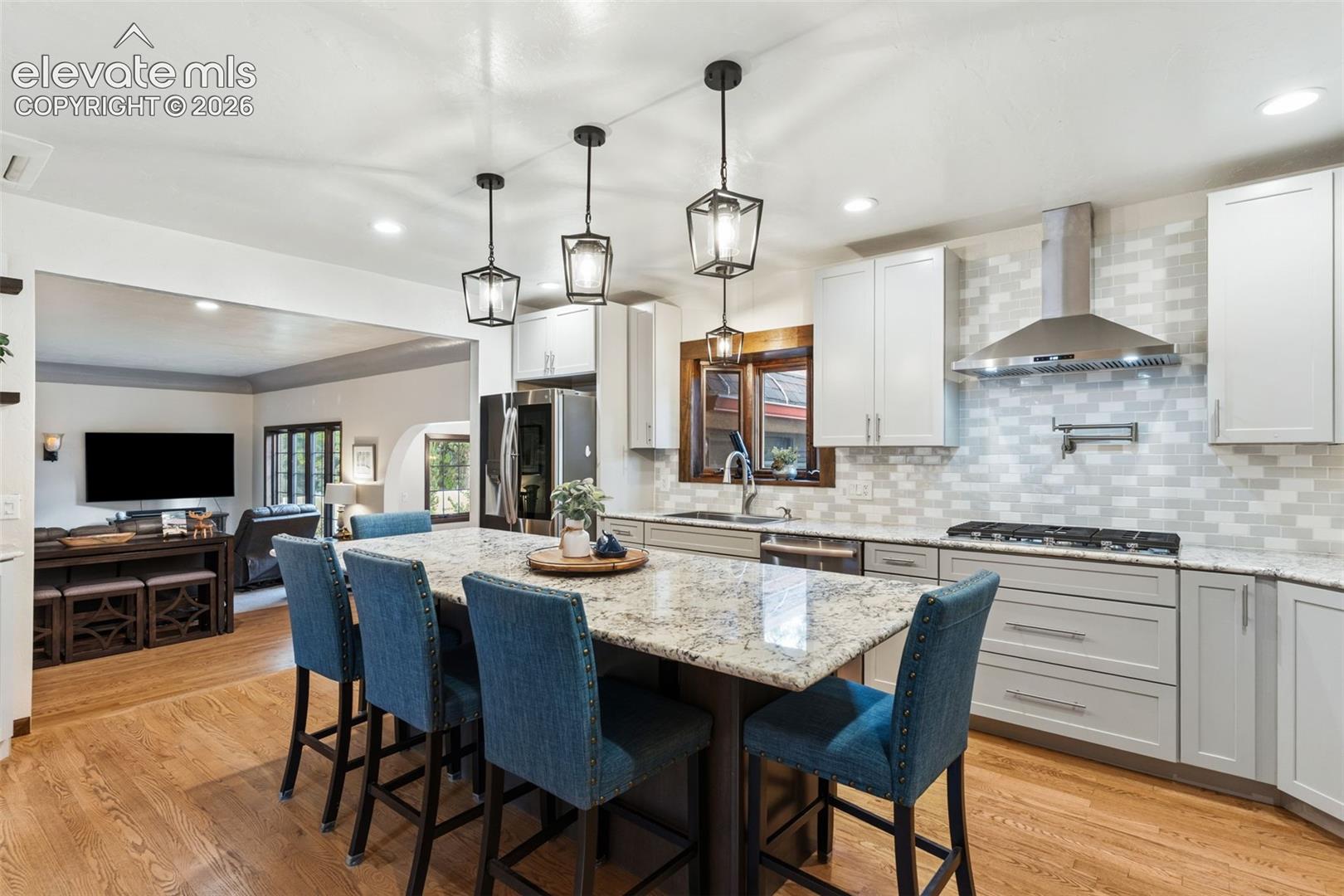 Photo 9 of 555 N Bear Paw Lane, Colorado Springs