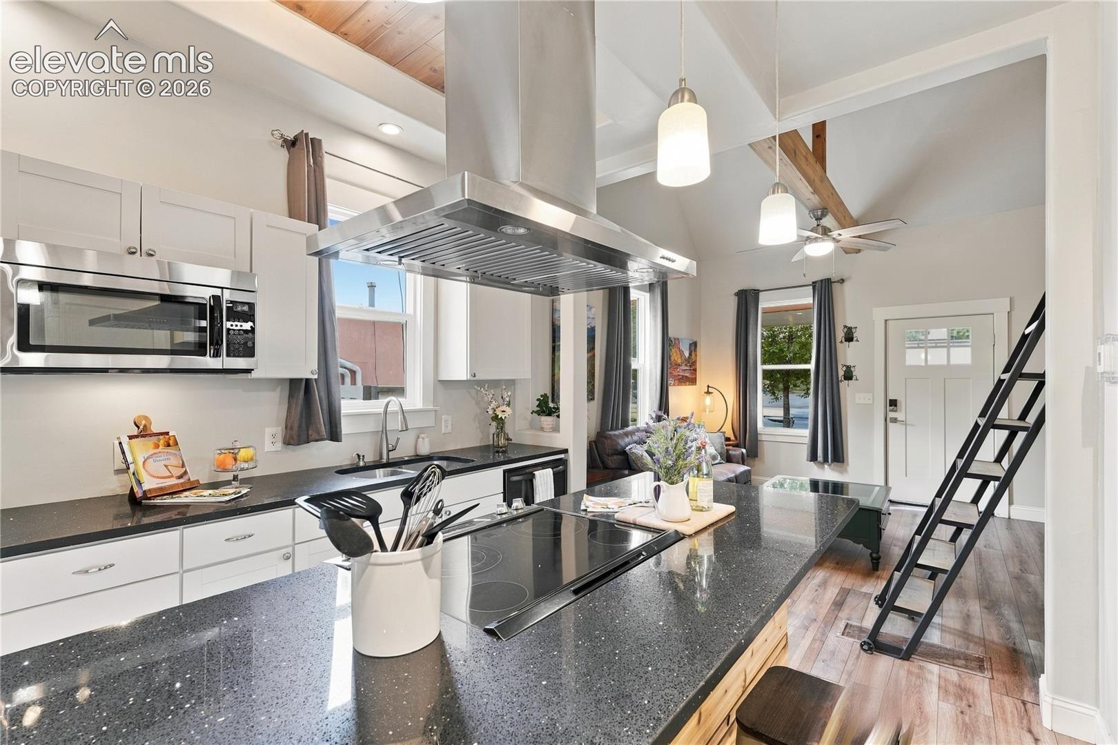 Photo 11 of 1208 W Colorado Avenue, Colorado Springs