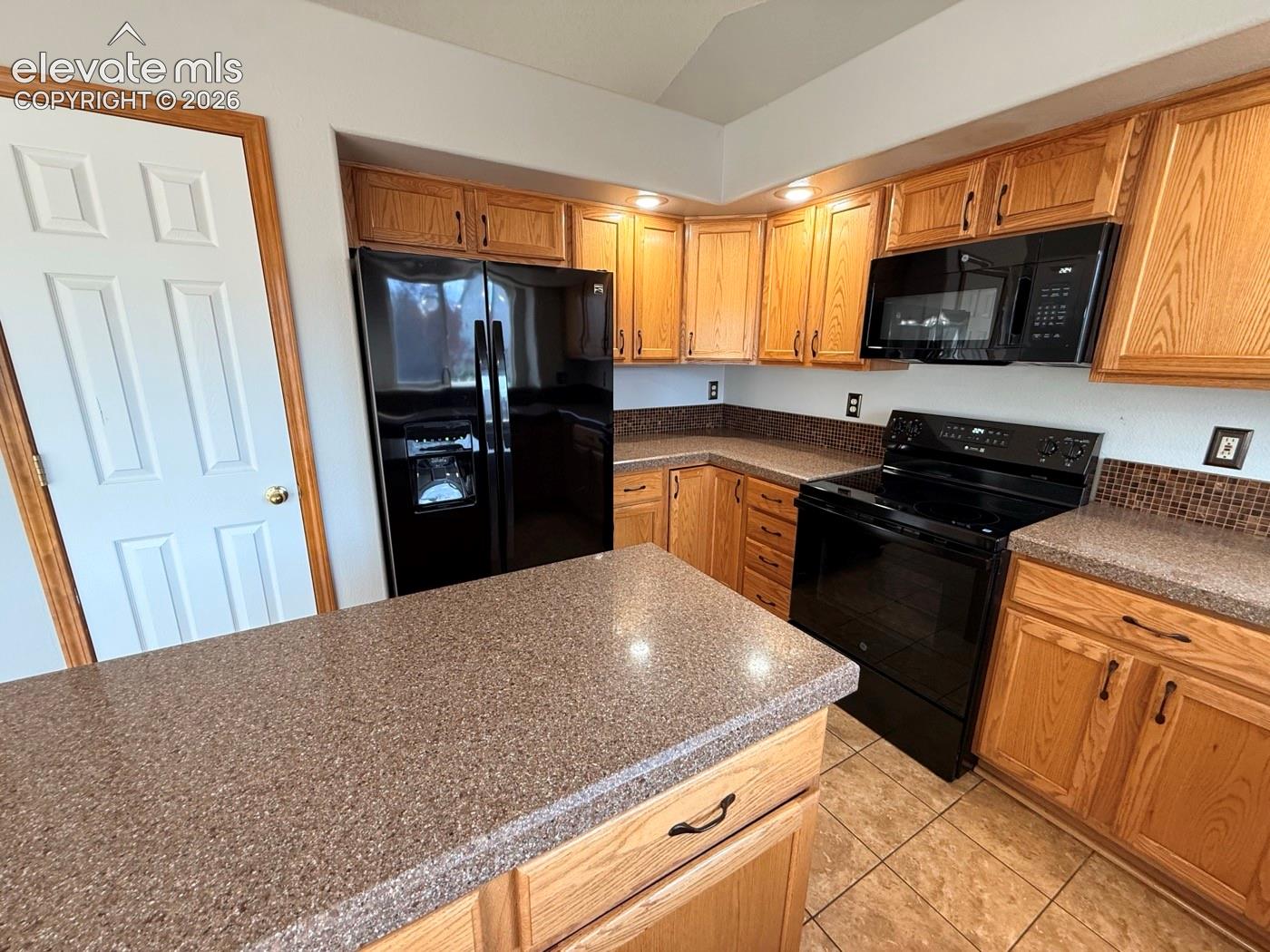 Photo 9 of 7042 Grand Prairie Drive, Colorado Springs