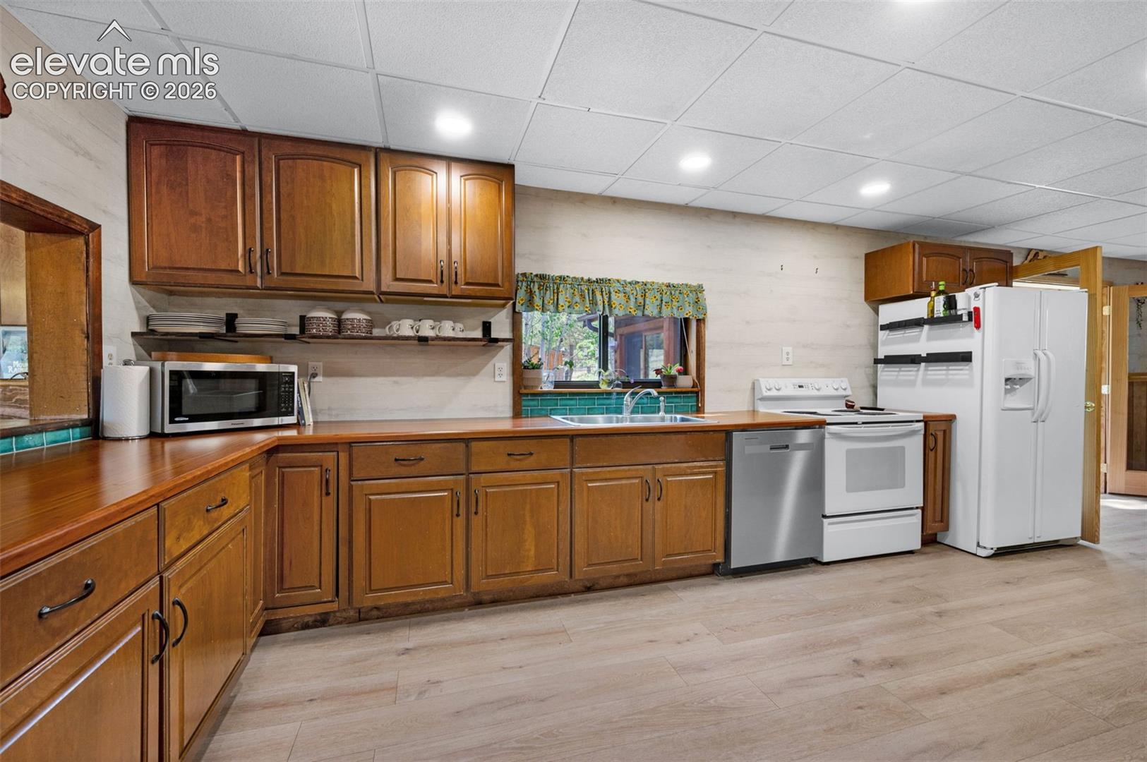 Photo 11 of 215 Valley Road, Florissant