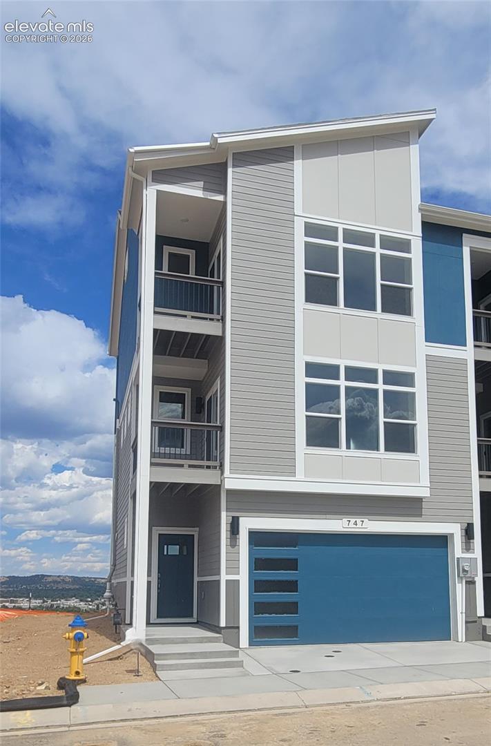 747 Belleza Vw, Colorado Springs, CO 80907