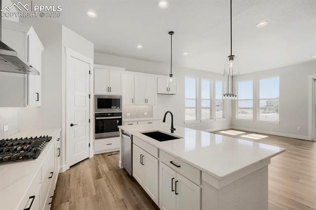 Photo 10 of 8688 Long Beach Terrace, Colorado Springs