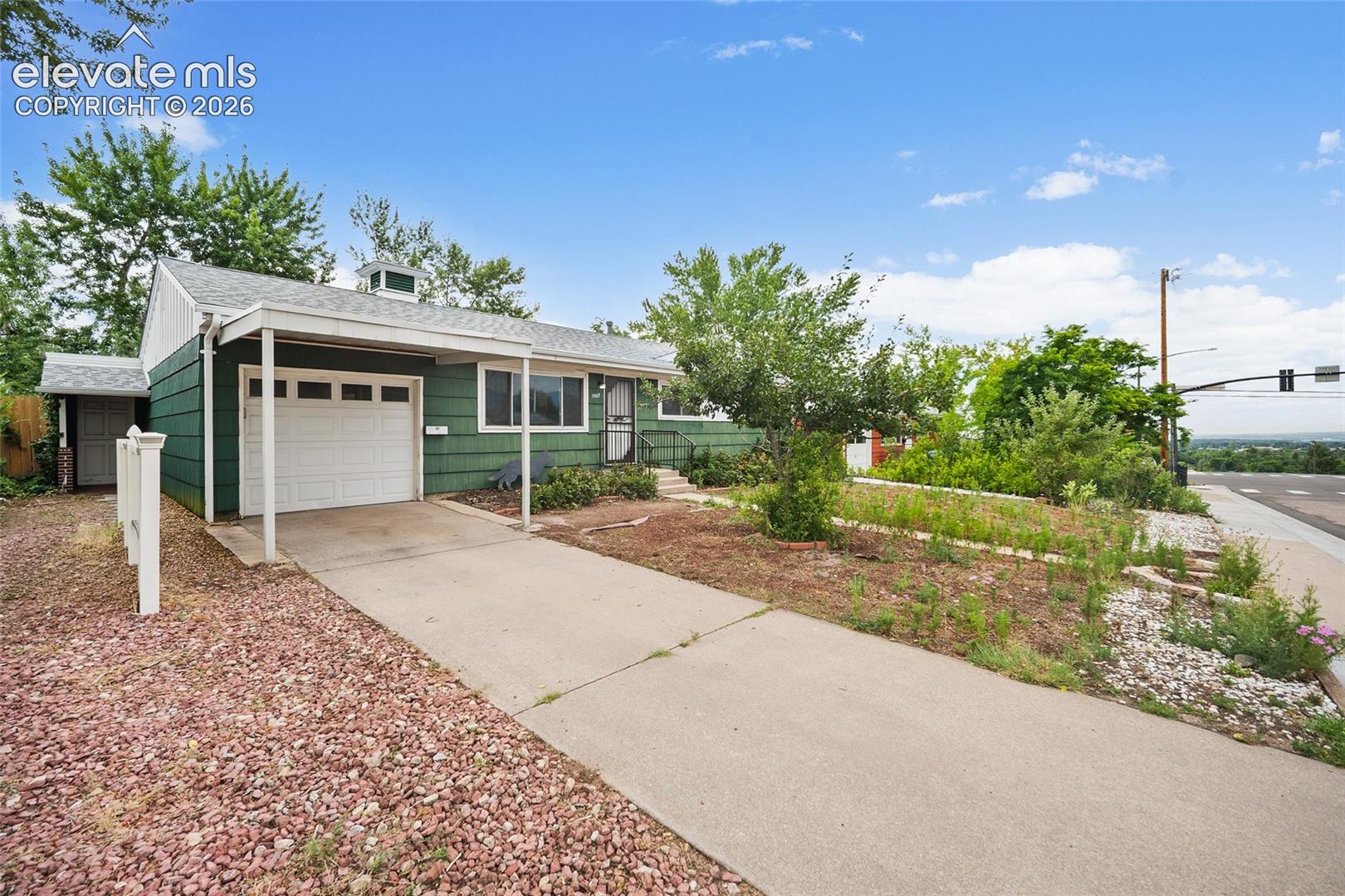Photo 32 of 1507 N Chelton Road, Colorado Springs
