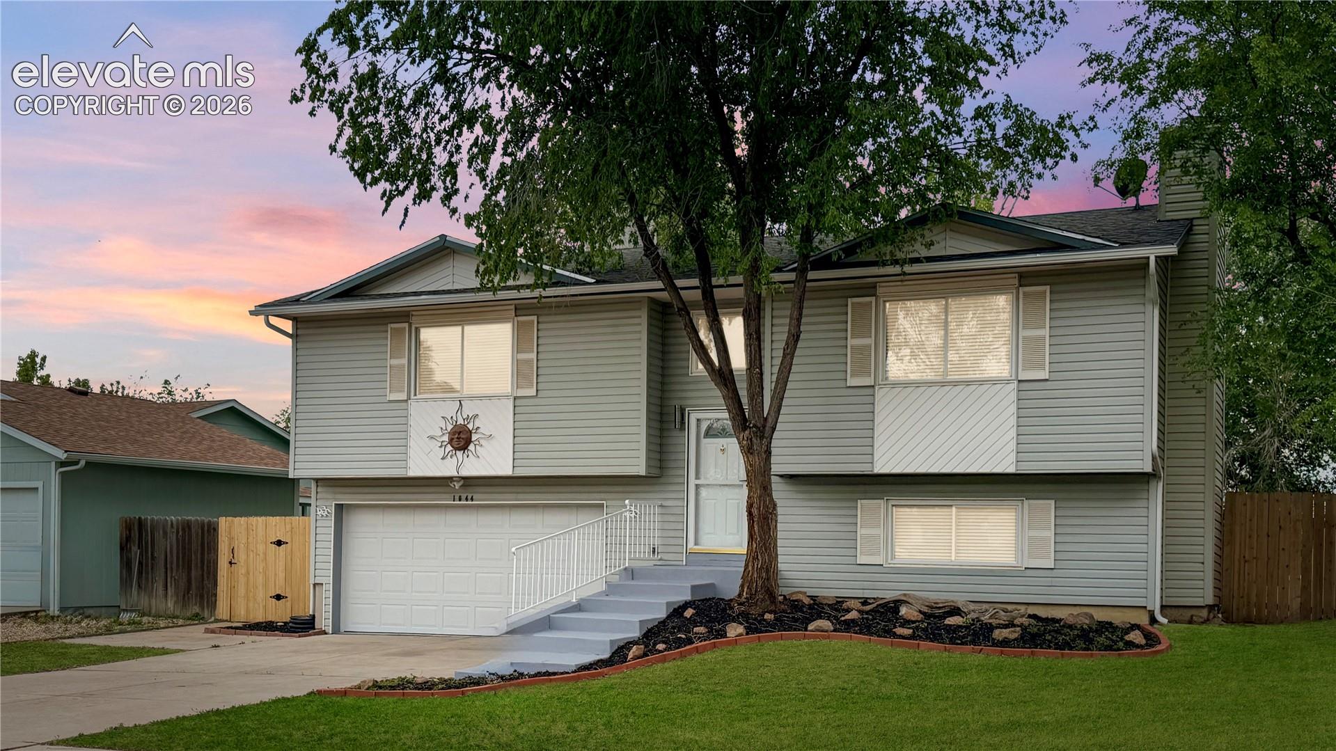 1044 Bromefield Dr, Fountain, CO 80817