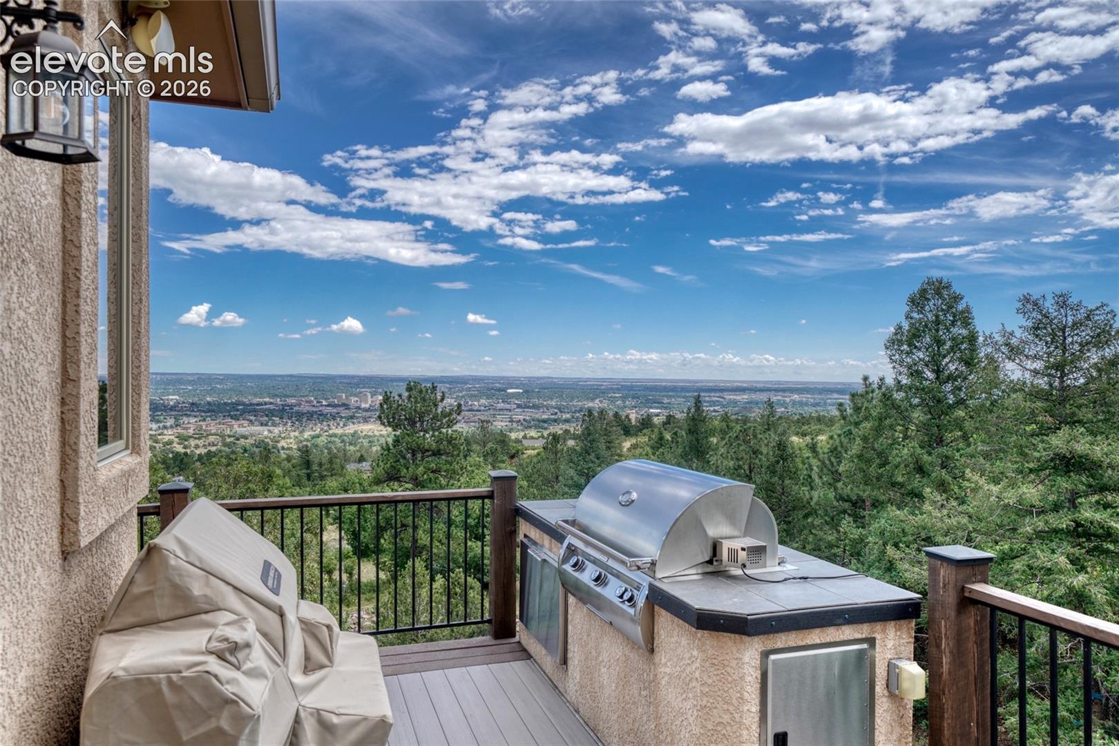 Photo 19 of 585 Vista Grande Drive, Colorado Springs