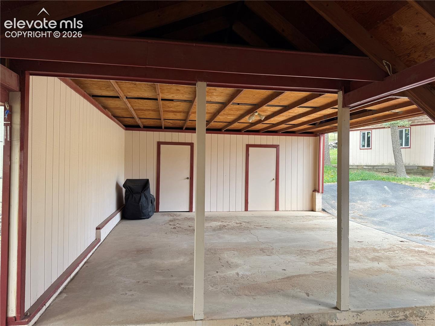 Carport