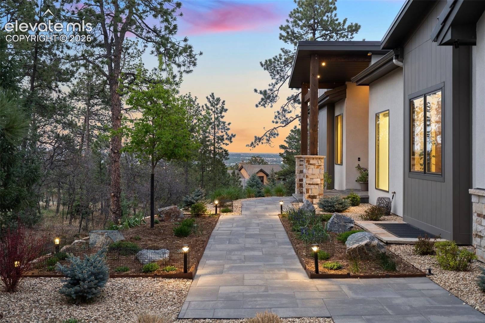 Photo 6 of 1685 Oakmoor Heights, Colorado Springs