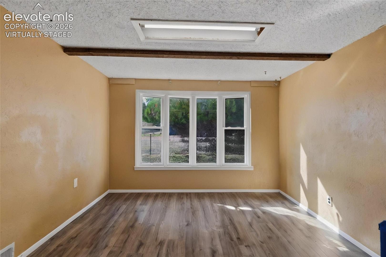 Virtually Staged
Optional Dining Area