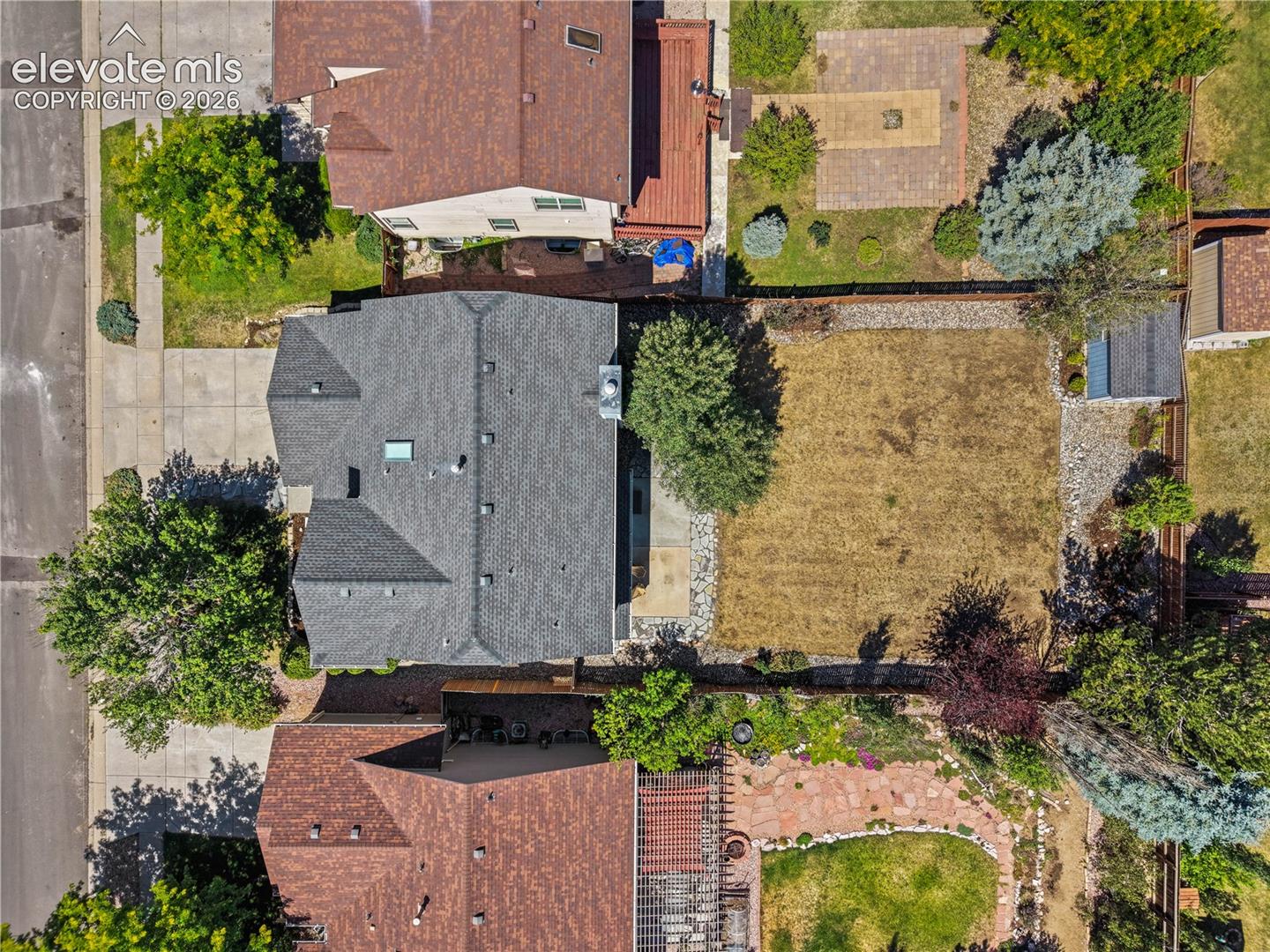7060 Hillock Dr, Colorado Springs, CO 80920