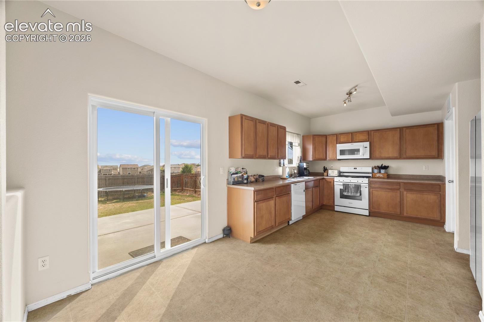 Photo 12 of 7569 Chenoa Court, Colorado Springs