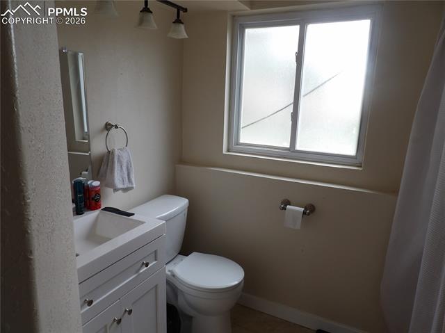 Photo 10 of 3927 Whittier Drive, Colorado Springs