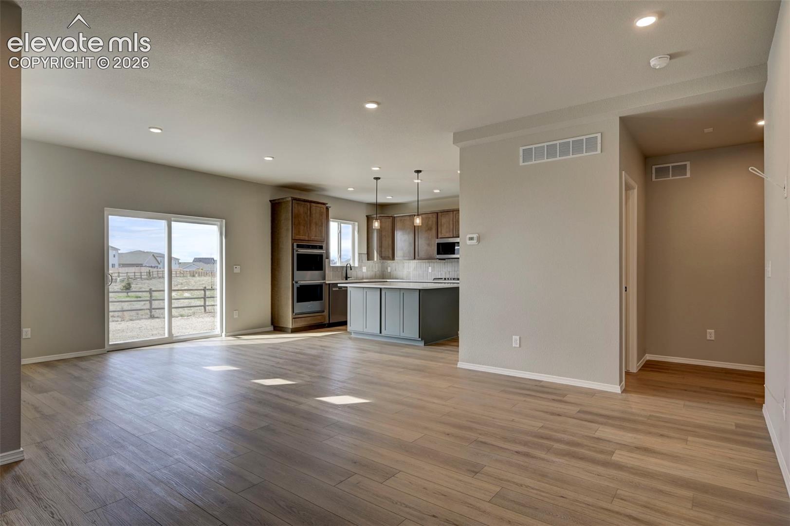 Photo 8 of 10884 Rolling Ranch Drive, Peyton