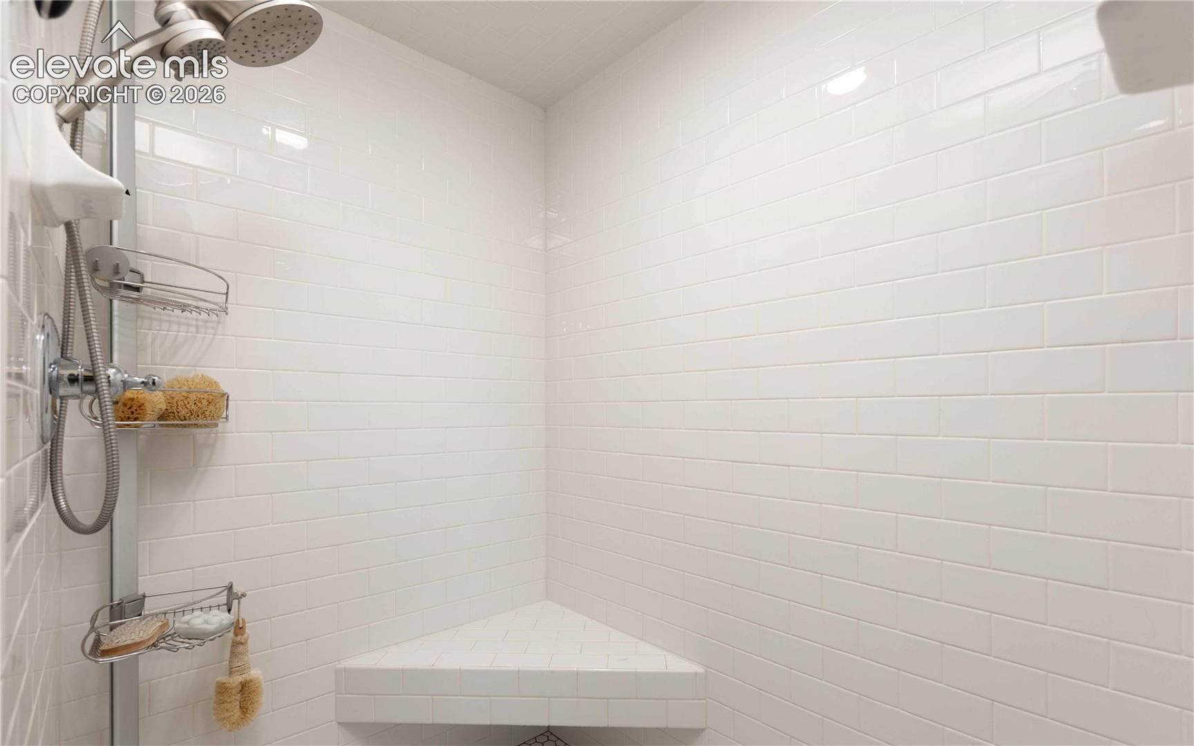 Large tiled steam shower