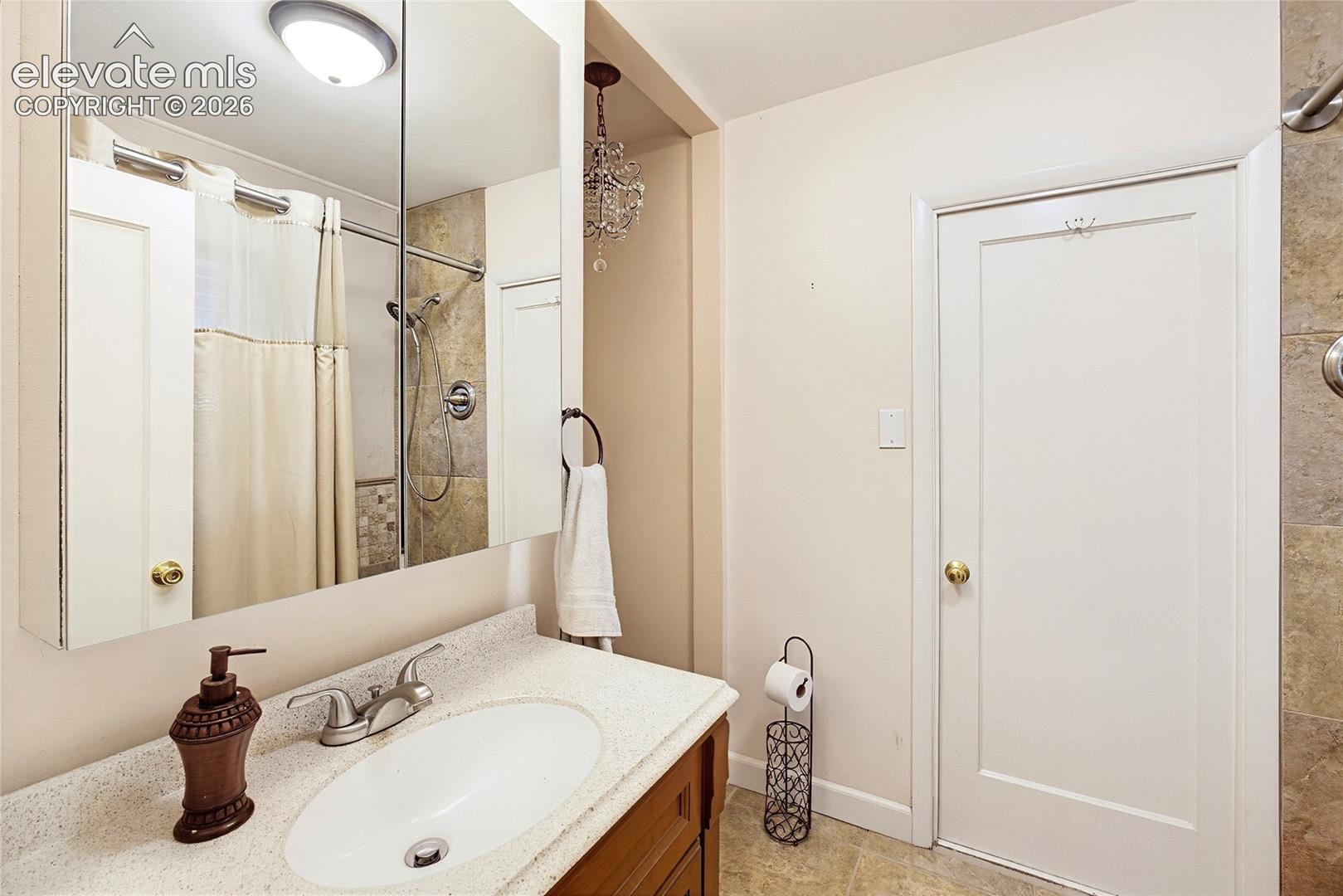 2nd bathroom