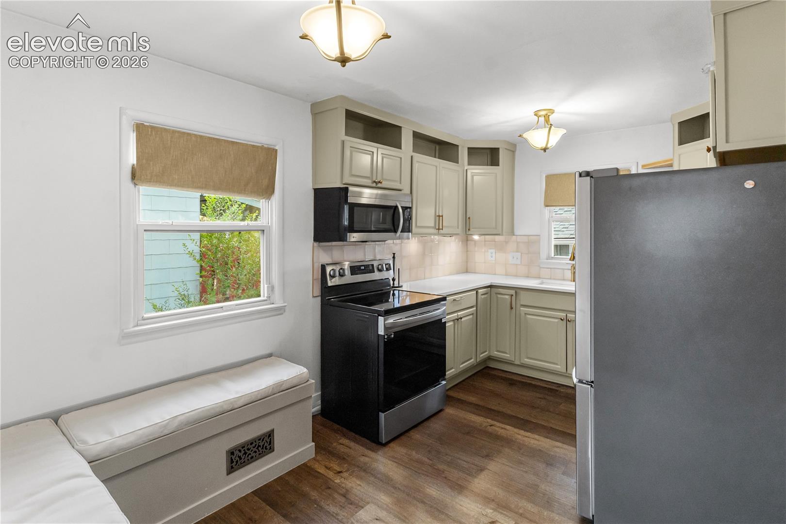 Photo 7 of 1220 E Fountain Boulevard, Colorado Springs