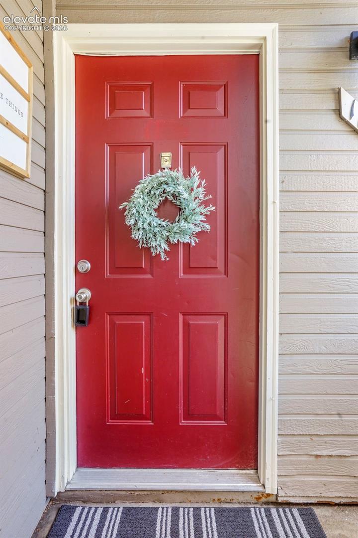 COVERED ENTRY WITH ENTRY CLOSET