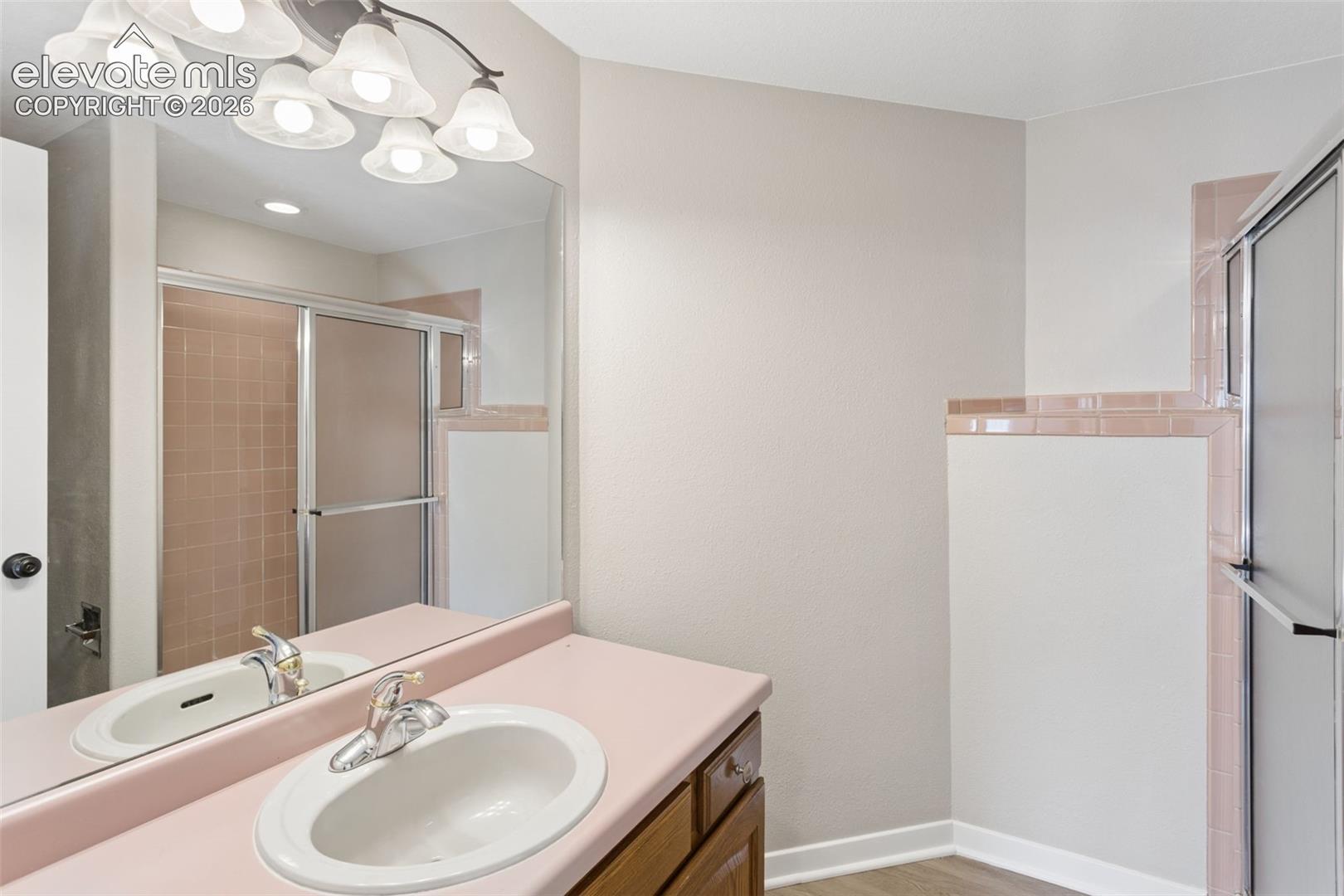 Lower level 3/4 bathroom