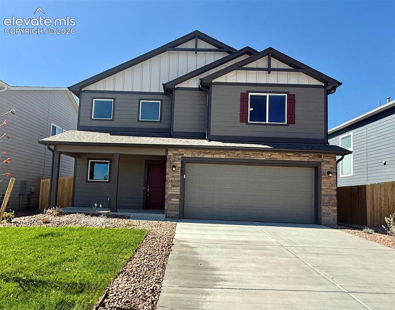 8262 Lemon Grass Road — photo 1