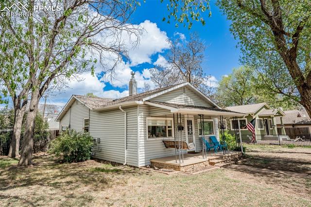 1922 Cucharras St, Colorado Springs, CO 80904