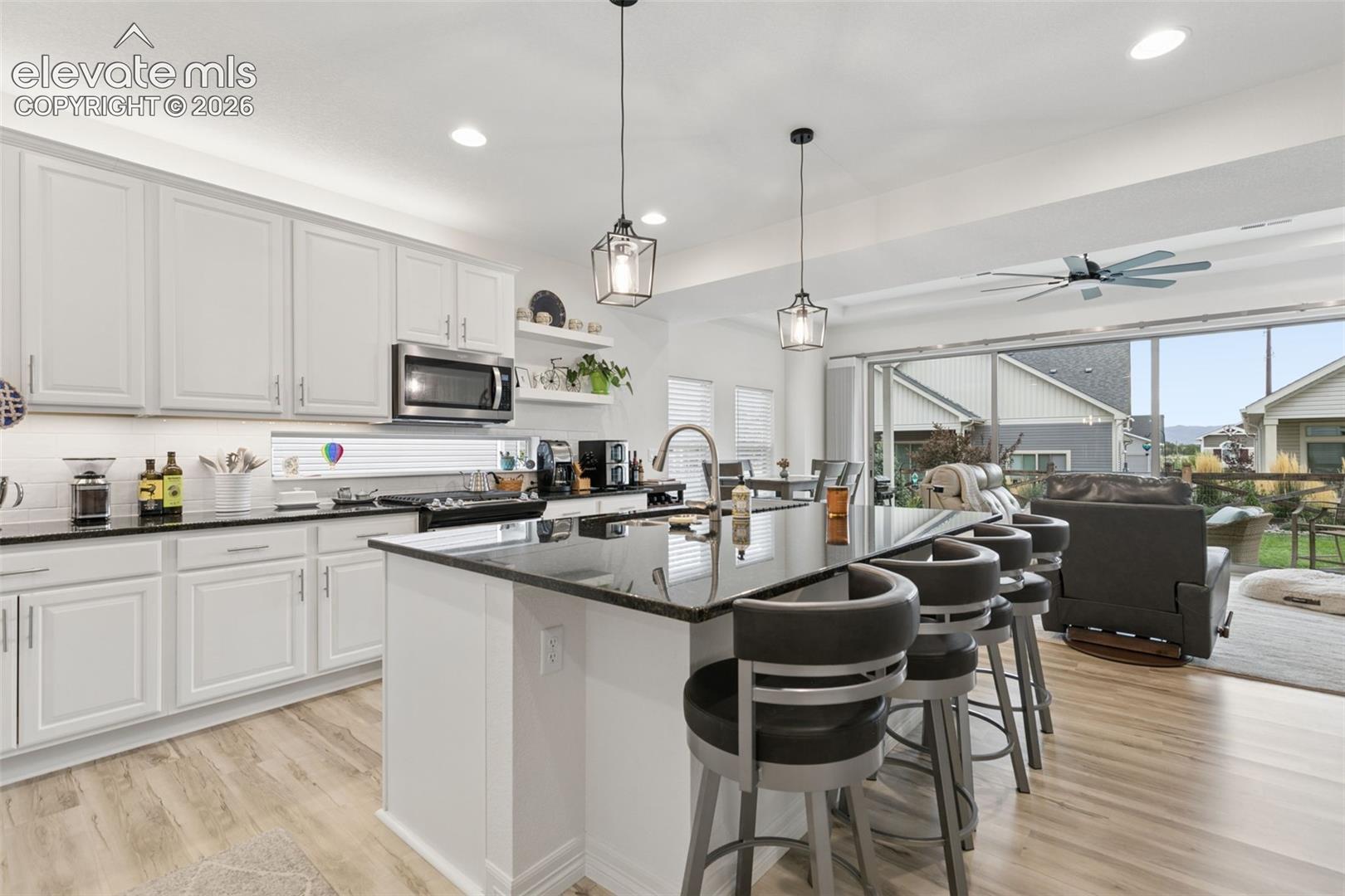 Kitchen with Island seating 4