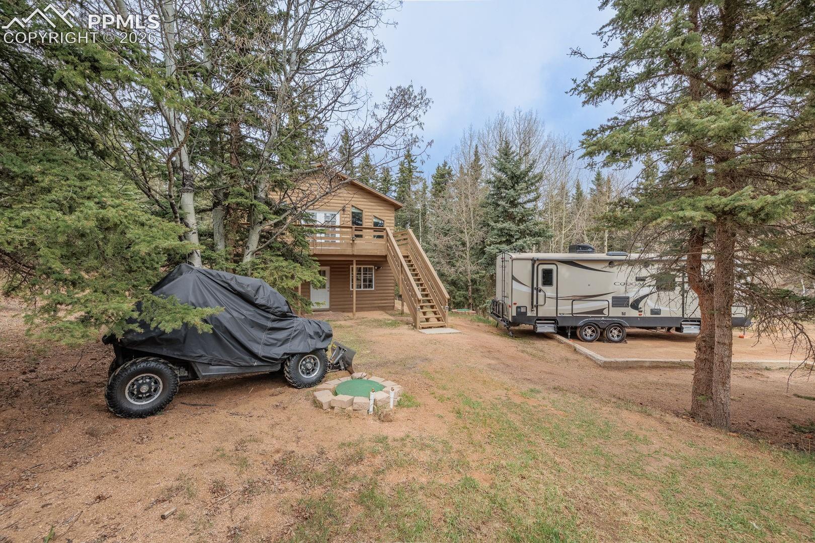 37 Silbani Ln, Florissant, CO 80816