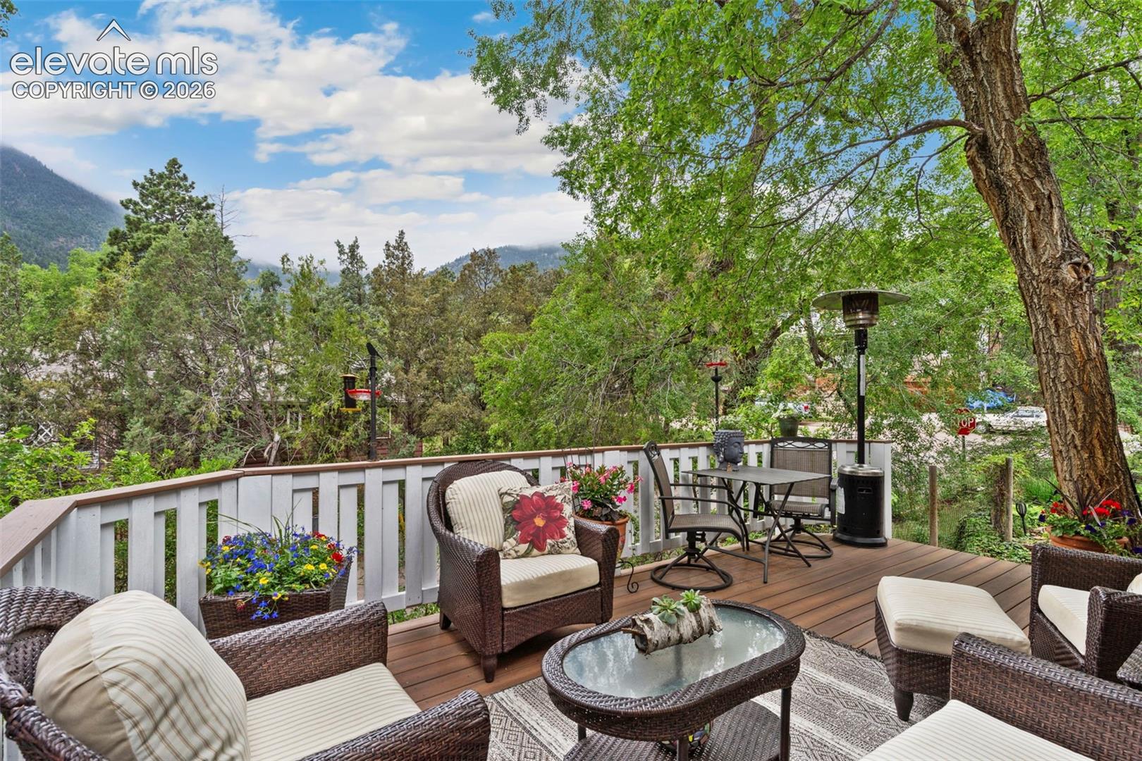227 Pilot Knob Ave, Manitou Springs, CO 80829