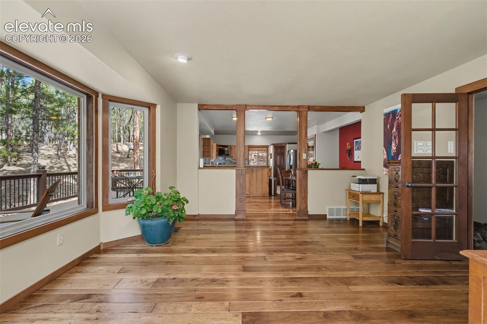 Office/flex space or formal dining area